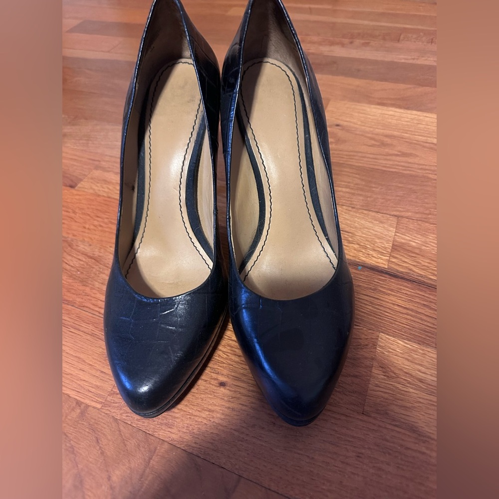 Nine West pumps